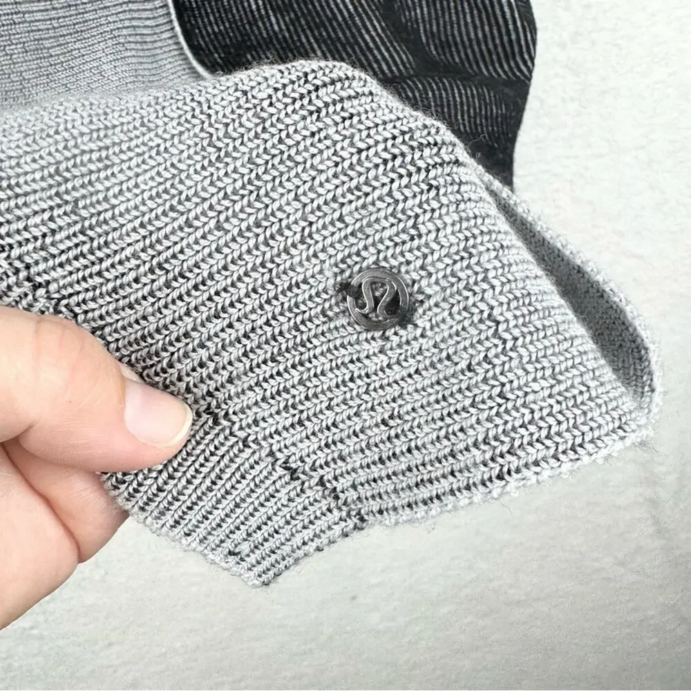 Lululemon Exaltation Wrap Merino Wool Black/Silver Ice - Yoga Gym Travel Commute